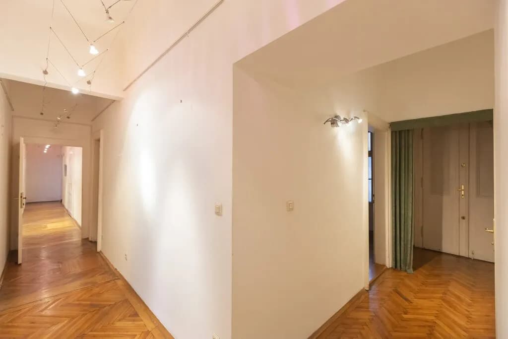 8-Zimmer-Gewerbeimmobilie mieten in Wien – 215 m², € 3.932 – Bild 17 von 22