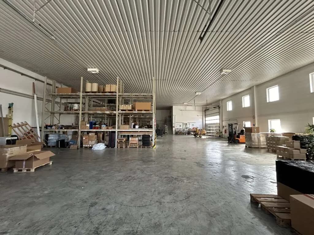 Gewerbeimmobilie mieten in Linz Land – 718 m², € 5.028 – Bild 8 von 18