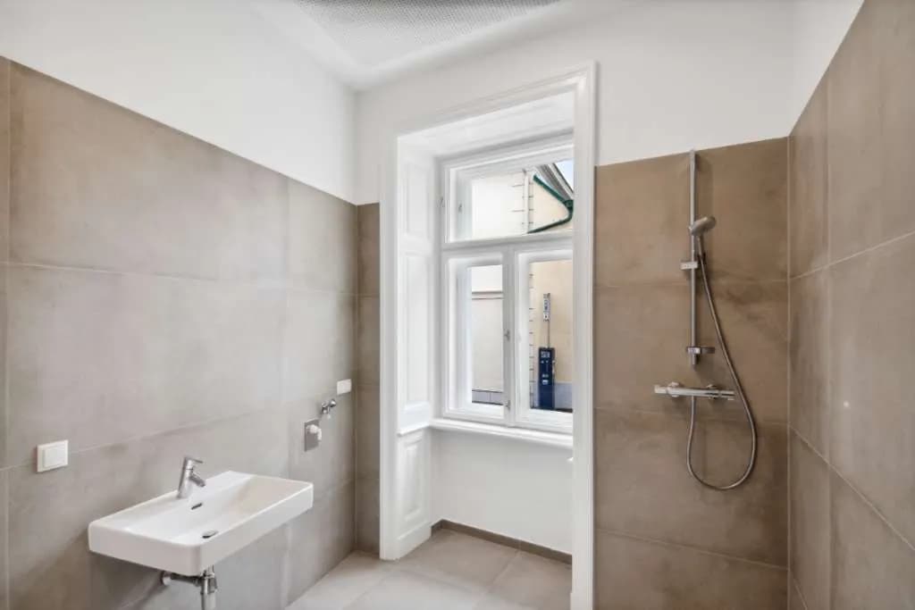 2-Zimmer-Wohnung mieten in Baden – 54,28 m², € 1.139 – Bild 12 von 14