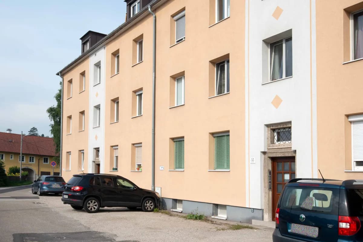 2-Zimmer-Wohnung mieten in Linz – 42 m², € 530 – Bild 2 von 17