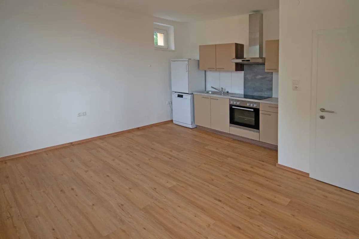 2-Zimmer-Wohnung mieten in Linz – 42 m², € 530 – Bild 7 von 17