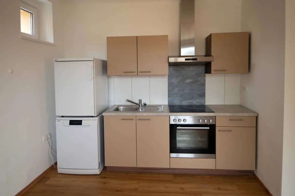2-Zimmer-Wohnung mieten in Linz – 42 m², € 530 – Bild 10 von 17