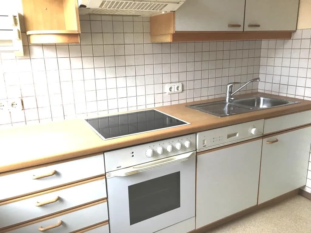 1-Zimmer-Wohnung mieten in Linz – 38 m², € 585 – Bild 3 von 8