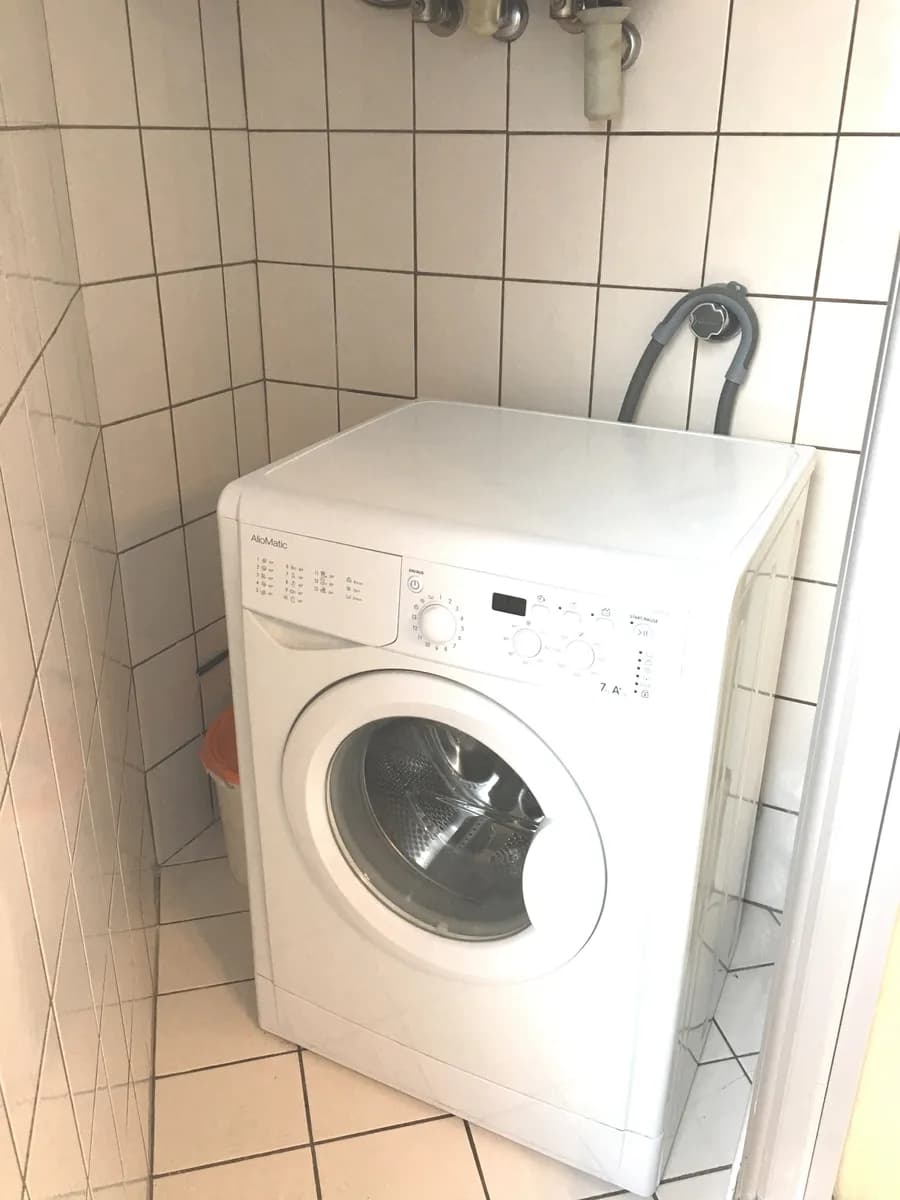 1-Zimmer-Wohnung mieten in Linz – 38 m², € 585 – Bild 6 von 8