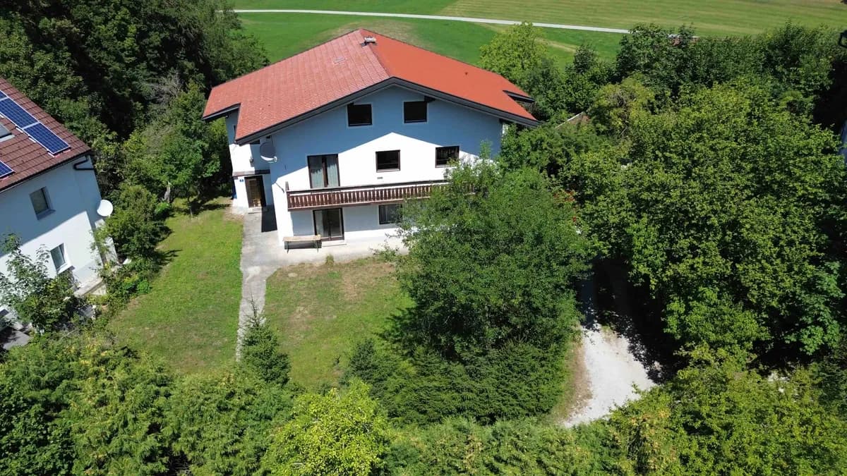 12-Zimmer-Gewerbeimmobilie kaufen in Hallein – 215 m², € 1.400.000 – Bild 2 von 4