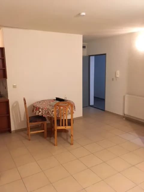 1-Zimmer-Wohnung mieten in Wien – 23 m², € 360
