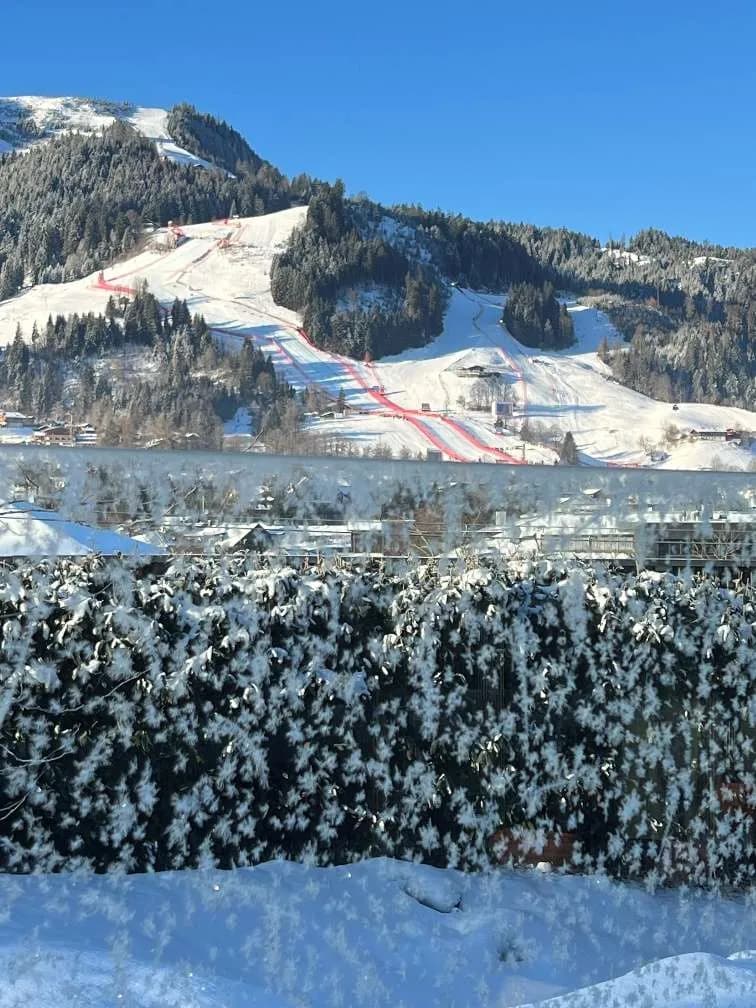 8-Zimmer-Wohnung kaufen in Kitzbühel – 418 m² – Bild 1 von 5