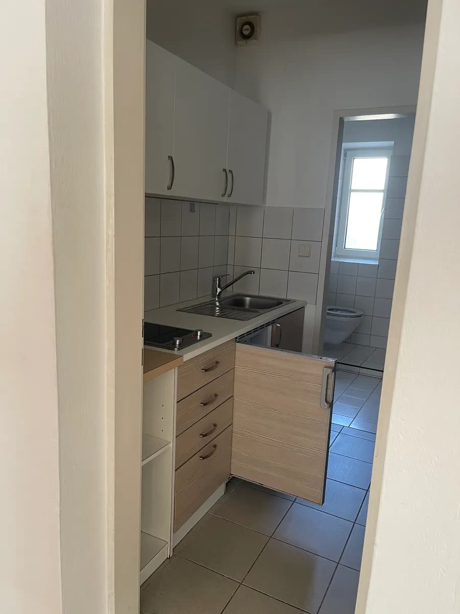 1-Zimmer-Wohnung mieten in Salzburg Stadt – 32 m², € 670 – Bild 3 von 4