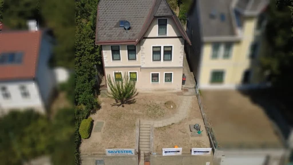 8-Zimmer-Gewerbeimmobilie kaufen in Tulln – 219 m², € 850.000 – Bild 2 von 19