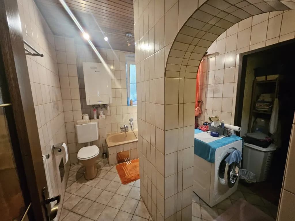 8-Zimmer-Gewerbeimmobilie kaufen in Tulln – 219 m², € 850.000 – Bild 13 von 19