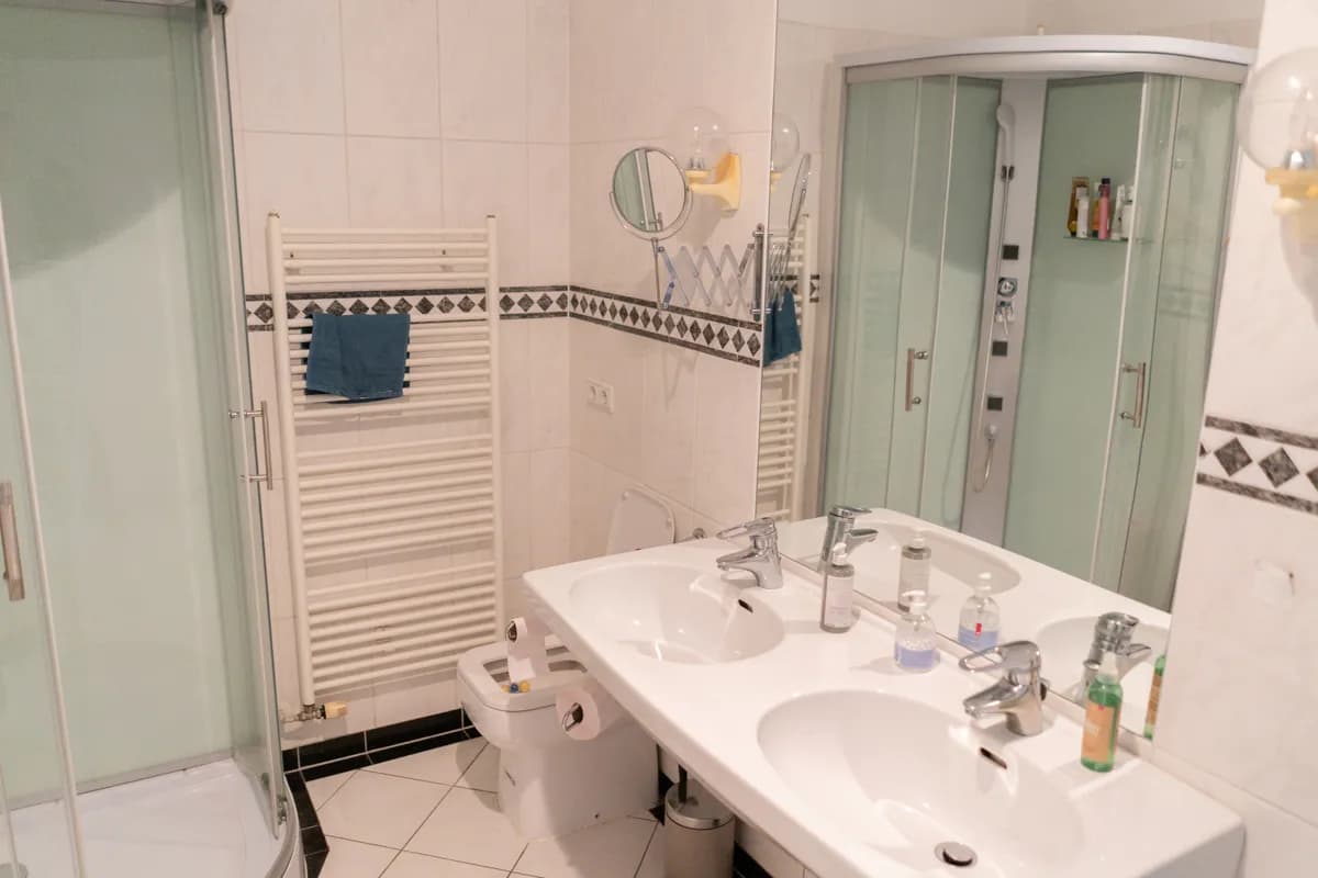 6-Zimmer-Gewerbeimmobilie mieten in Wien – 260 m², € 18 – Bild 27 von 36