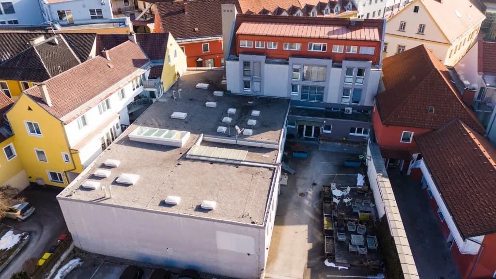 Gewerbeimmobilie kaufen in Bruck-Mürzzuschlag – 1 310 m², € 3.260.000 – Bild 2 von 10