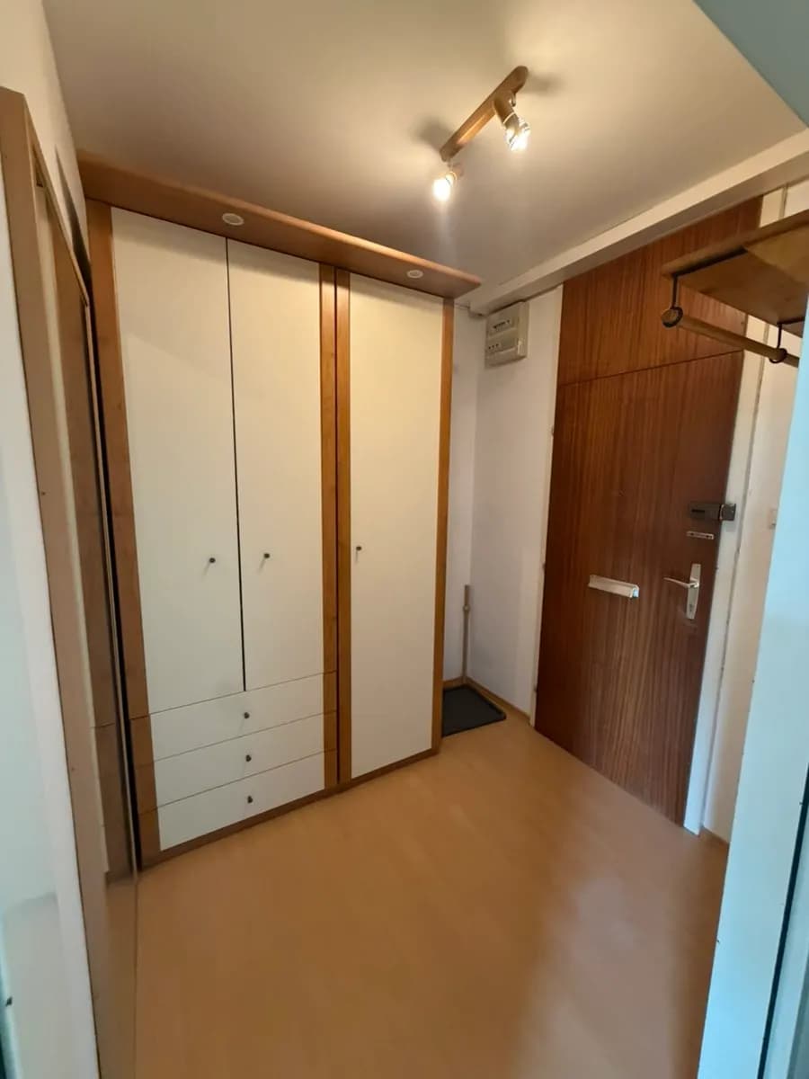 2-Zimmer-Wohnung mieten in Baden – 50 m², € 817 – Bild 3 von 14