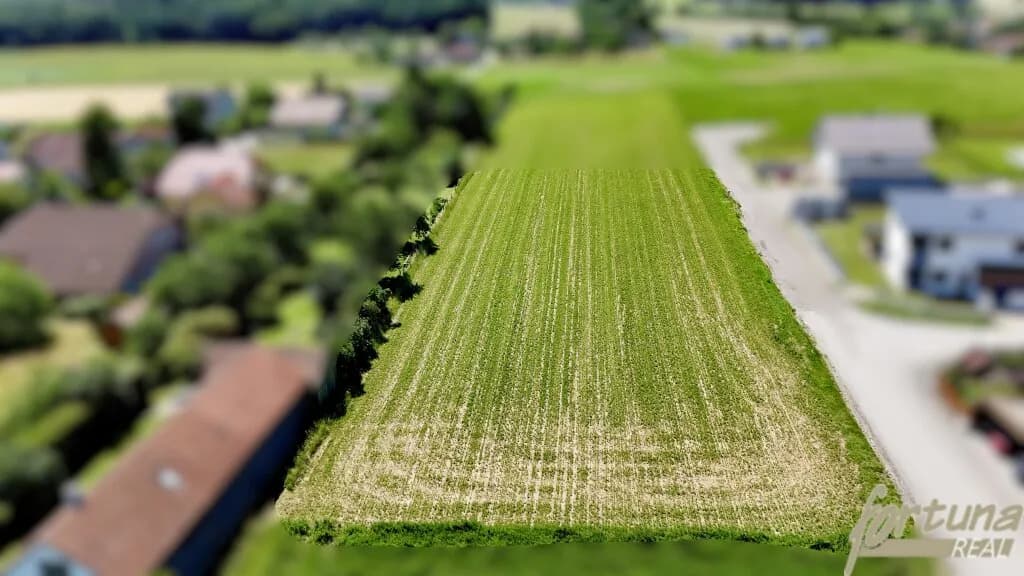 Grundstück kaufen in Sankt Pölten Land – 850 m², € 119.000