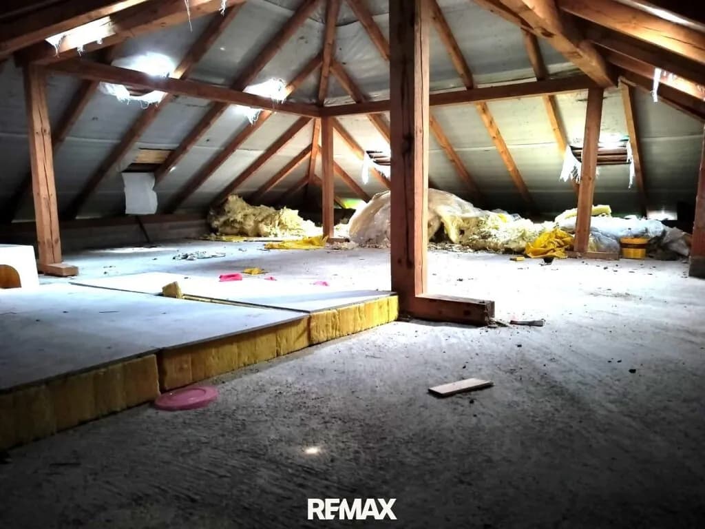 8-Zimmer-Immobilie kaufen in Gmünd – 559 m², € 200.000 – Bild 9 von 14
