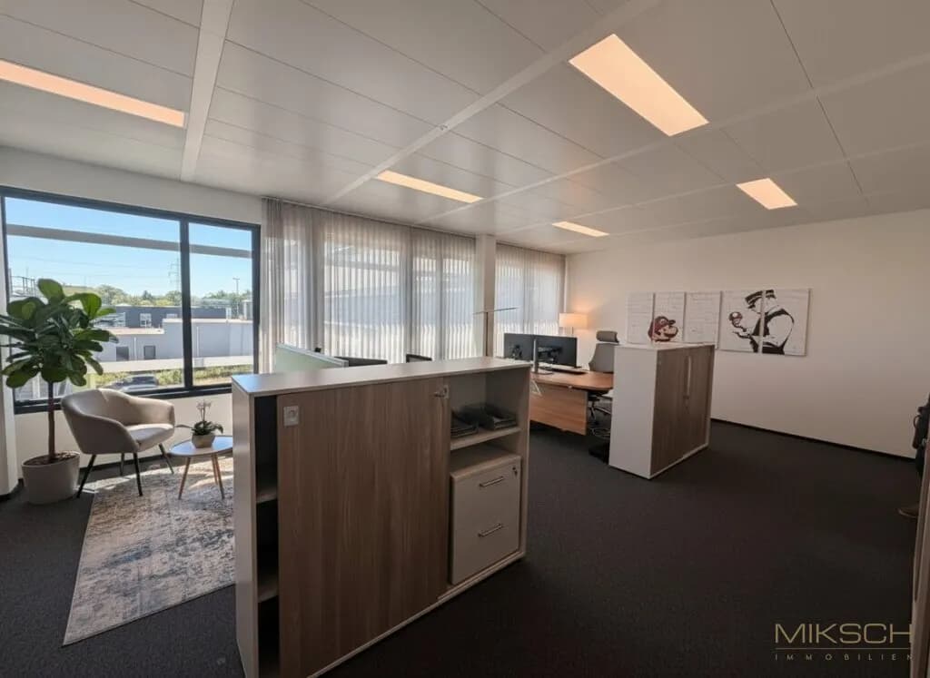 Gewerbeimmobilie mieten in Baden – 60 m², € 26