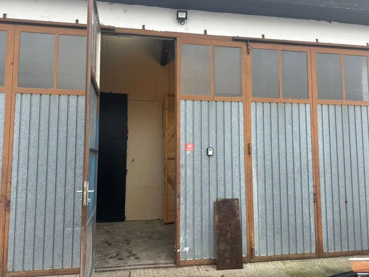 Gewerbeimmobilie mieten in Eisenstadt - Umgebung – 160 m², € 699