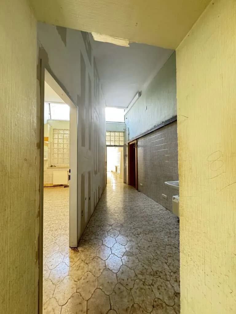 16-Zimmer-Gewerbeimmobilie mieten in Wien – 552 m², € 7.312 – Bild 3 von 32