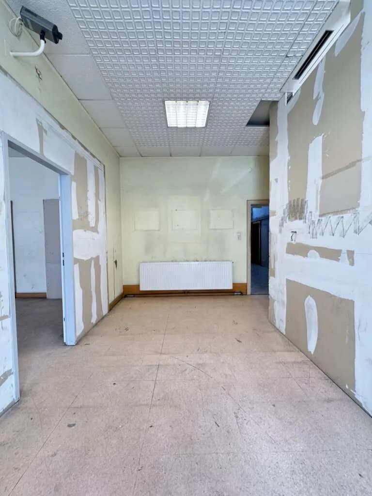 16-Zimmer-Gewerbeimmobilie mieten in Wien – 552 m², € 7.312 – Bild 4 von 32