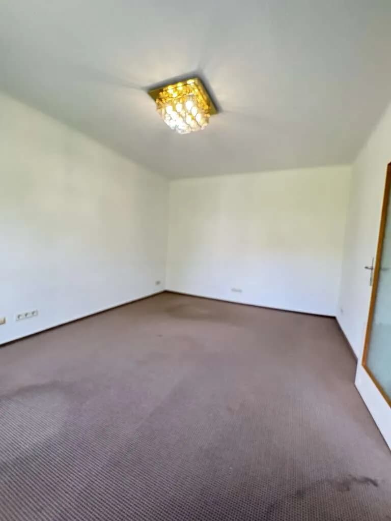 16-Zimmer-Gewerbeimmobilie mieten in Wien – 552 m², € 7.312 – Bild 14 von 32