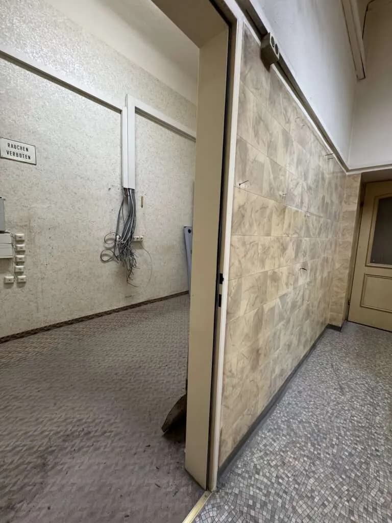 16-Zimmer-Gewerbeimmobilie mieten in Wien – 552 m², € 7.312 – Bild 25 von 32
