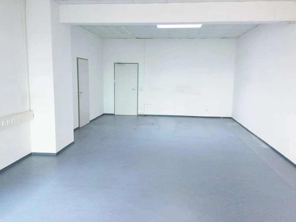 Gewerbeimmobilie mieten in Wien – 152 m², € 10 – Bild 6 von 7