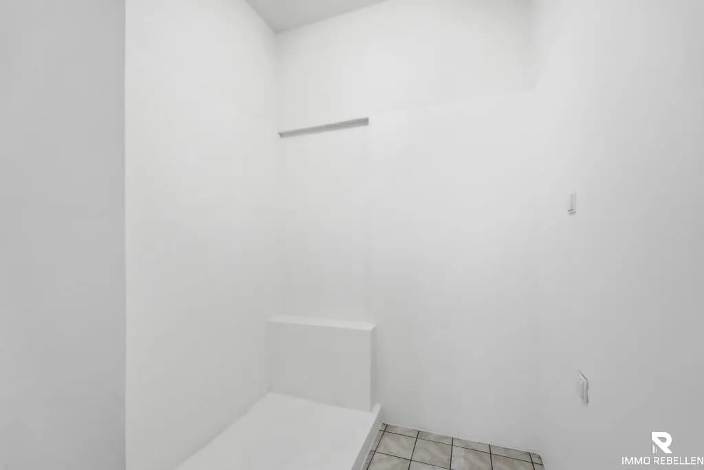 5-Zimmer-Gewerbeimmobilie kaufen in Wien – 248 m², € 899.000 – Bild 13 von 21