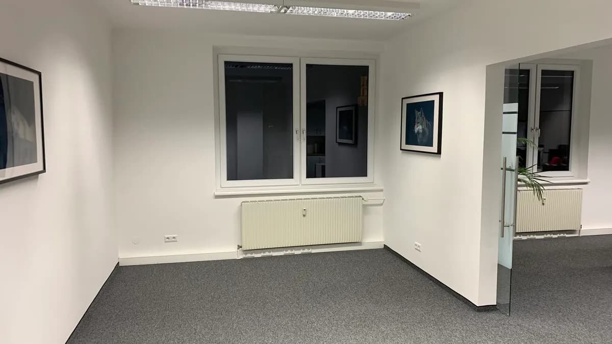 2-Zimmer-Gewerbeimmobilie mieten in Amstetten – 67 m², € 739 – Bild 8 von 9