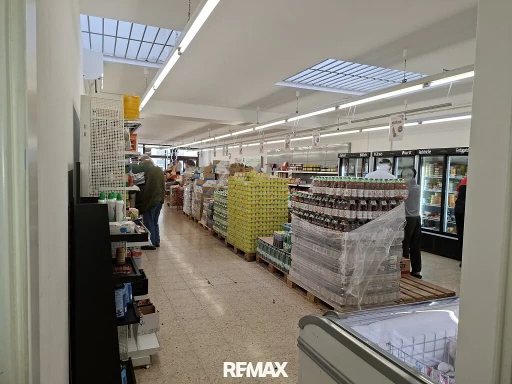 Gewerbeimmobilie kaufen in Wien – 302 m², € 520.000