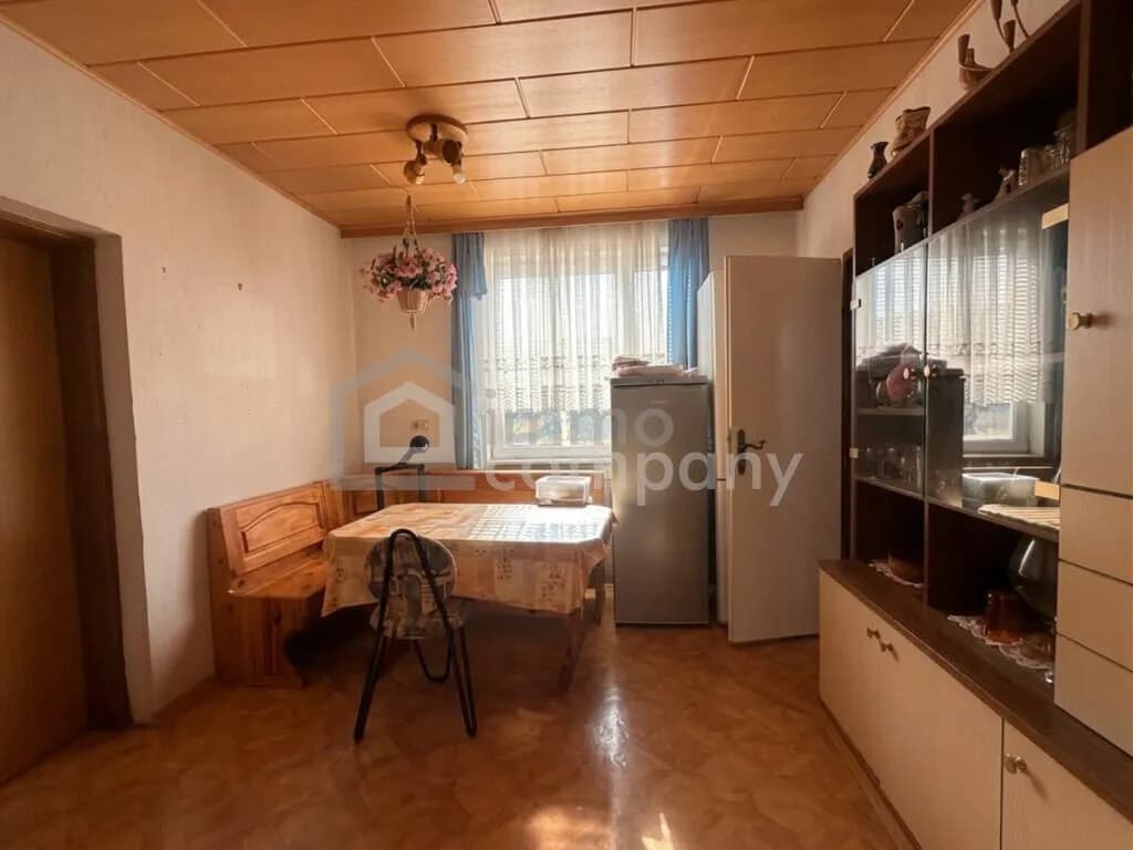 5-Zimmer-Haus kaufen in Neunkirchen – 150 m², € 287.000 – Bild 6 von 10
