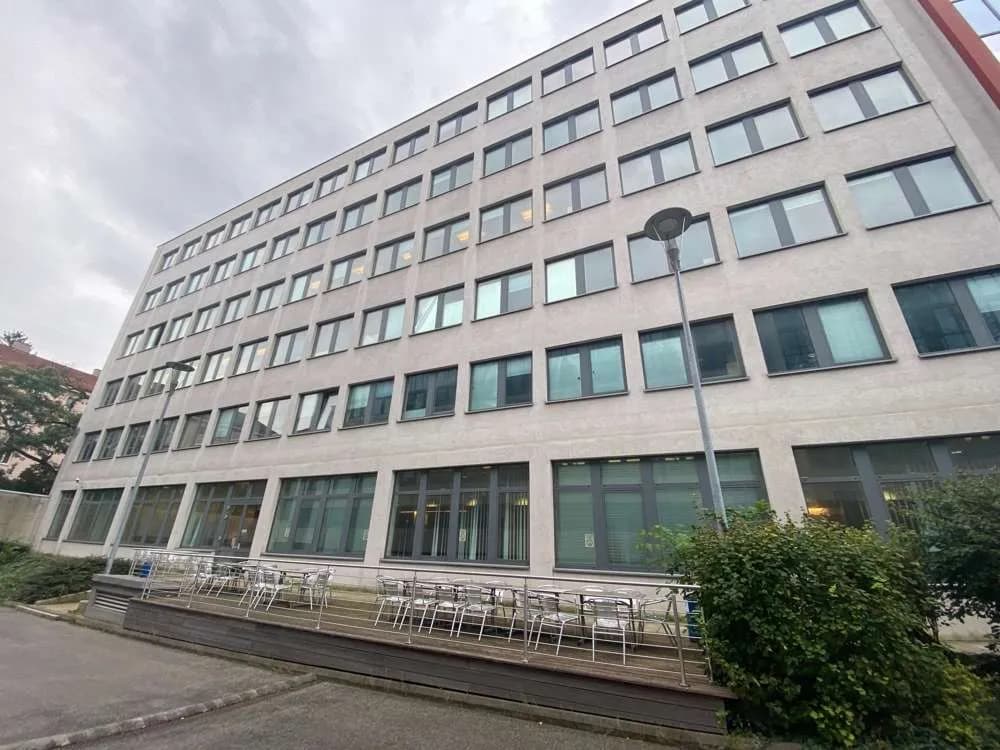 Gewerbeimmobilie mieten in Wien – 3 980 m², € 12 – Bild 2 von 9