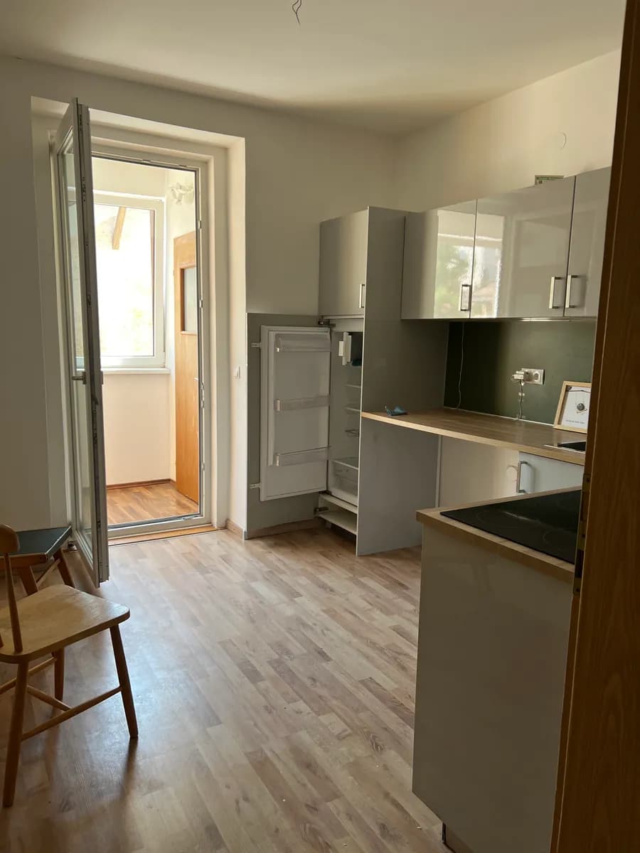 Wohnung mieten in Innsbruck – 50 m², € 950 – Bild 2 von 6