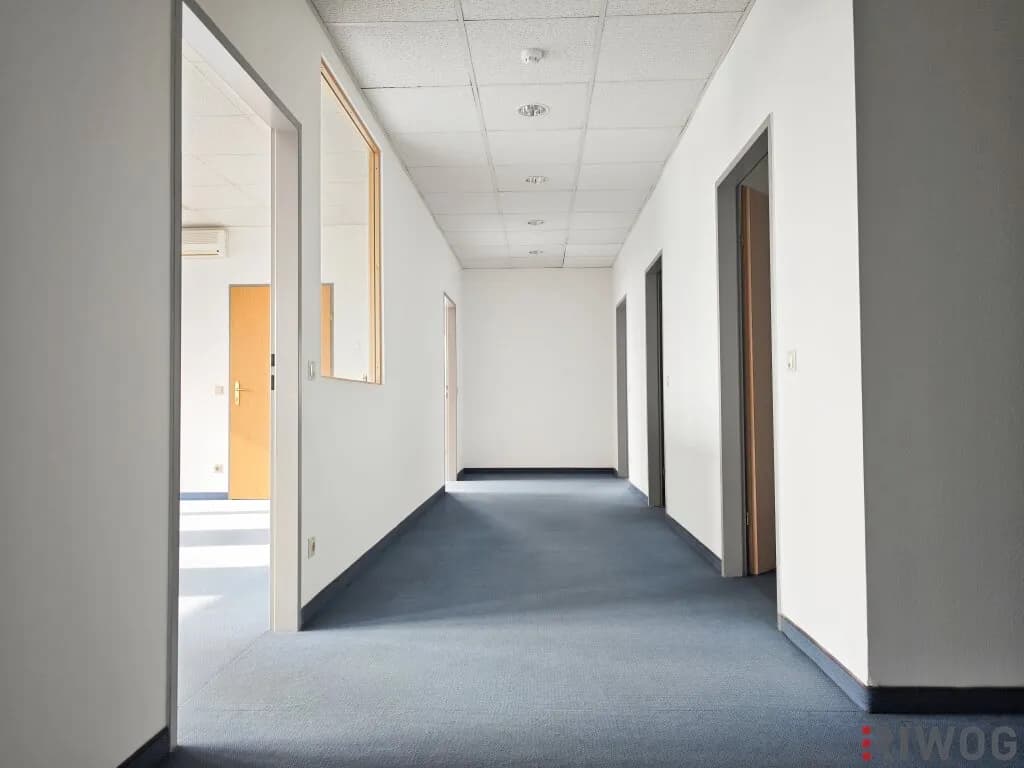 5-Zimmer-Gewerbeimmobilie mieten in Mödling – 268 m², € 3.377 – Bild 5 von 7