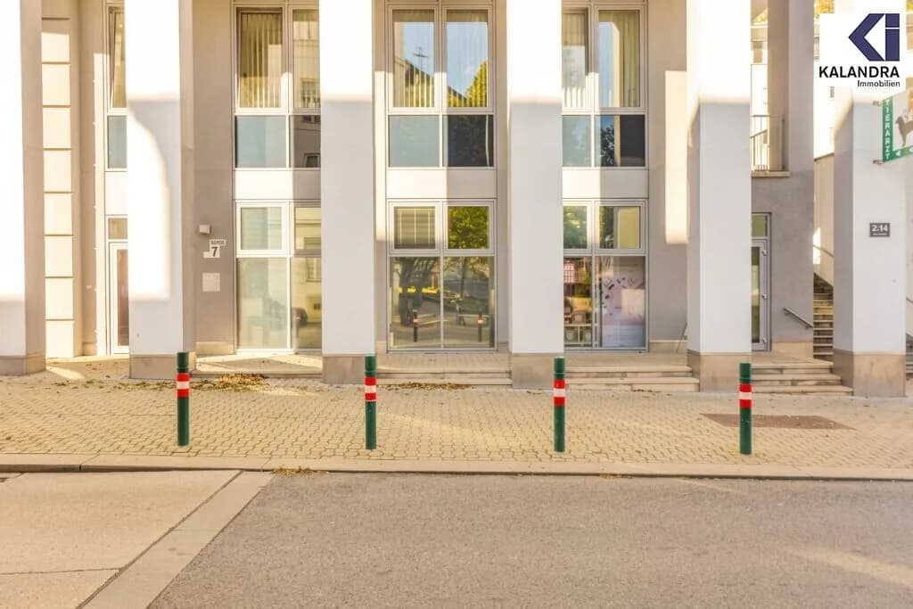 Gewerbeimmobilie mieten in Wien – 328 m², € 4.787