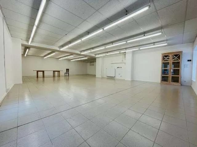 Gewerbeimmobilie mieten in Eferding – 130 m², € 845