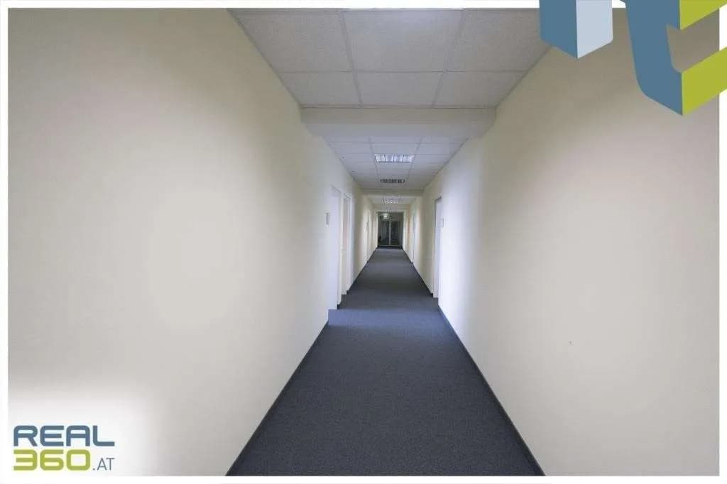 1-Zimmer-Gewerbeimmobilie mieten in Linz – 53 m², € 730 – Bild 2 von 11