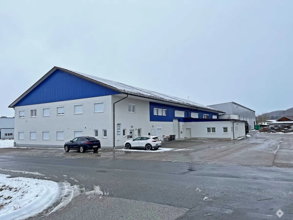 Gewerbeimmobilie kaufen in Braunau am Inn – 3 167 m², € 2.600.000 – Bild 2 von 6