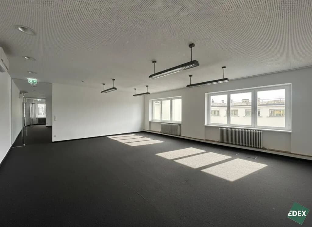 Gewerbeimmobilie mieten in Wien – 333 m², € 6.212