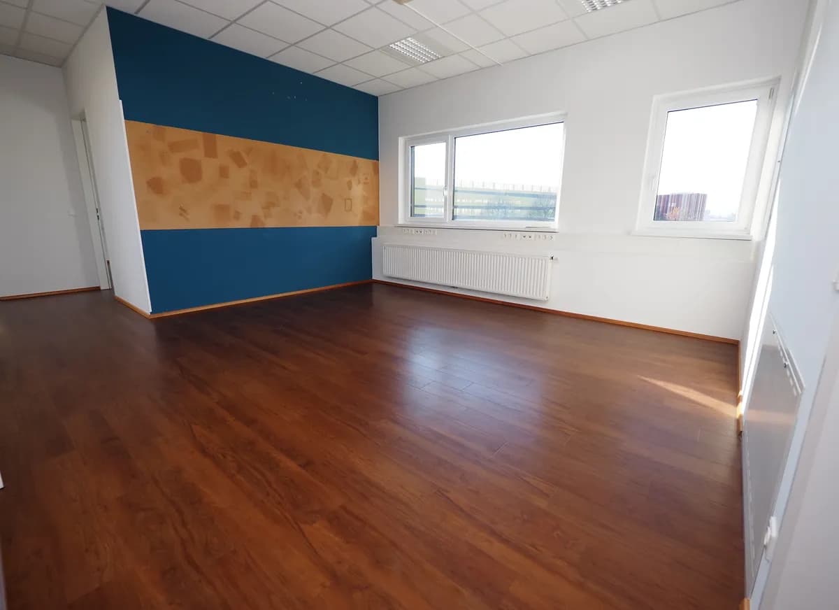 5-Zimmer-Gewerbeimmobilie mieten in Salzburg Stadt – 131,43 m², € 2.132 – Bild 4 von 12