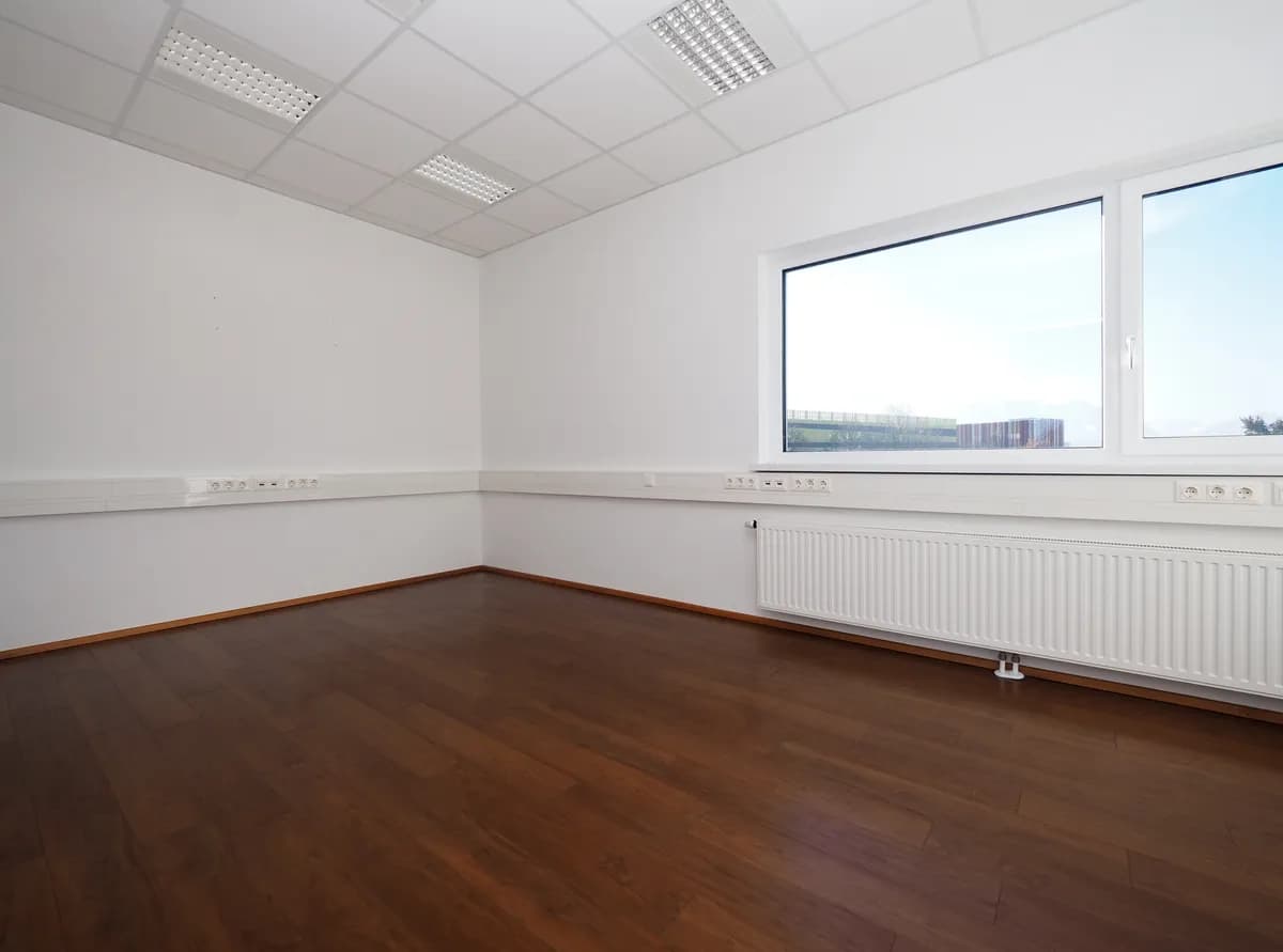 5-Zimmer-Gewerbeimmobilie mieten in Salzburg Stadt – 131,43 m², € 2.132 – Bild 5 von 12