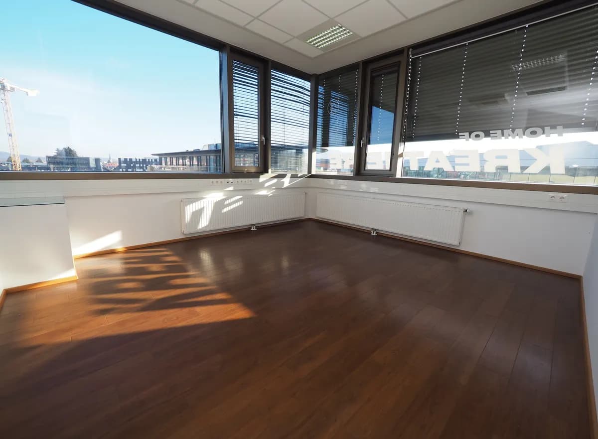 5-Zimmer-Gewerbeimmobilie mieten in Salzburg Stadt – 131,43 m², € 2.132 – Bild 10 von 12