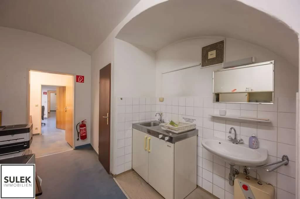Gewerbeimmobilie mieten in Wien – 193 m², € 4.562 – Bild 2 von 21
