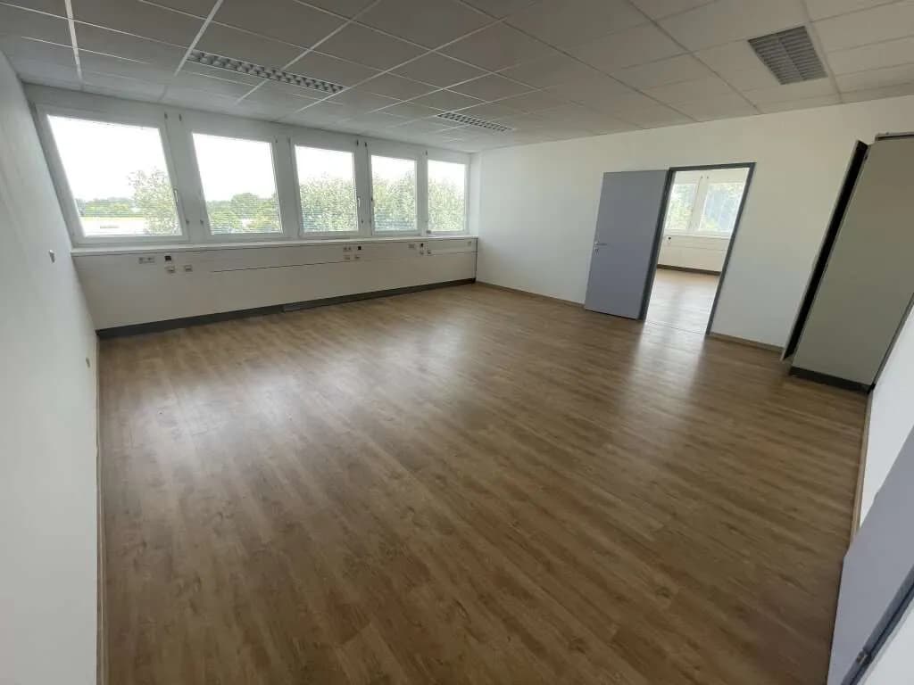 10-Zimmer-Gewerbeimmobilie mieten in Baden – 369 m², € 5.280 – Bild 7 von 14