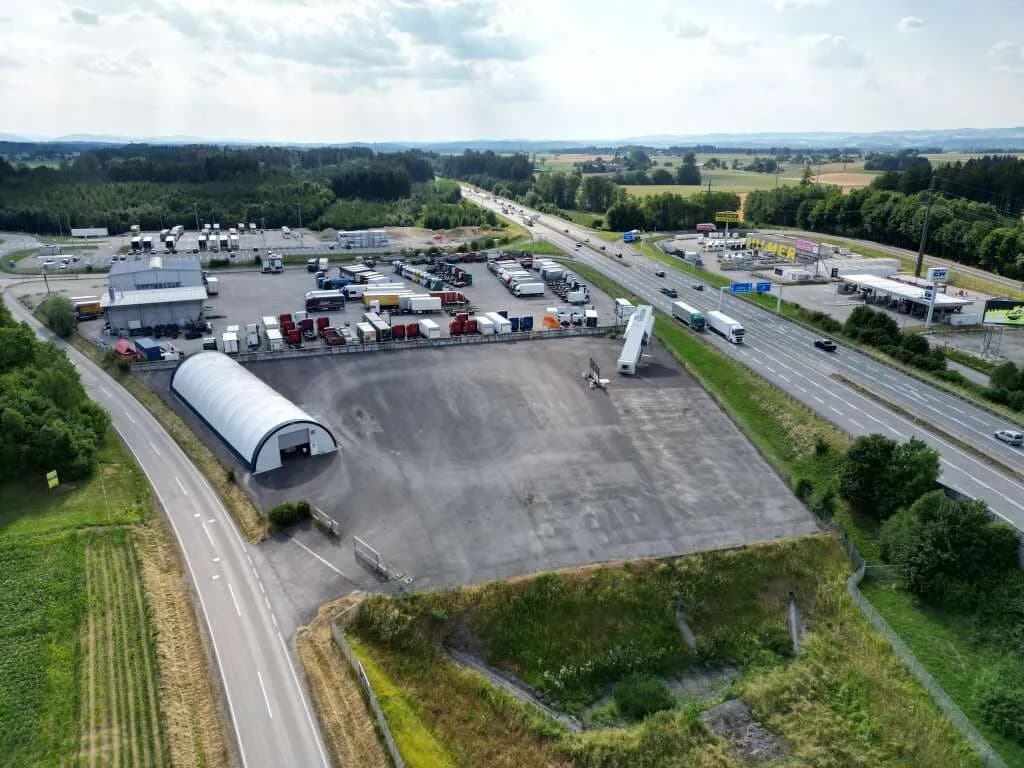 Immobilie mieten in Gmunden – 7 689 m²