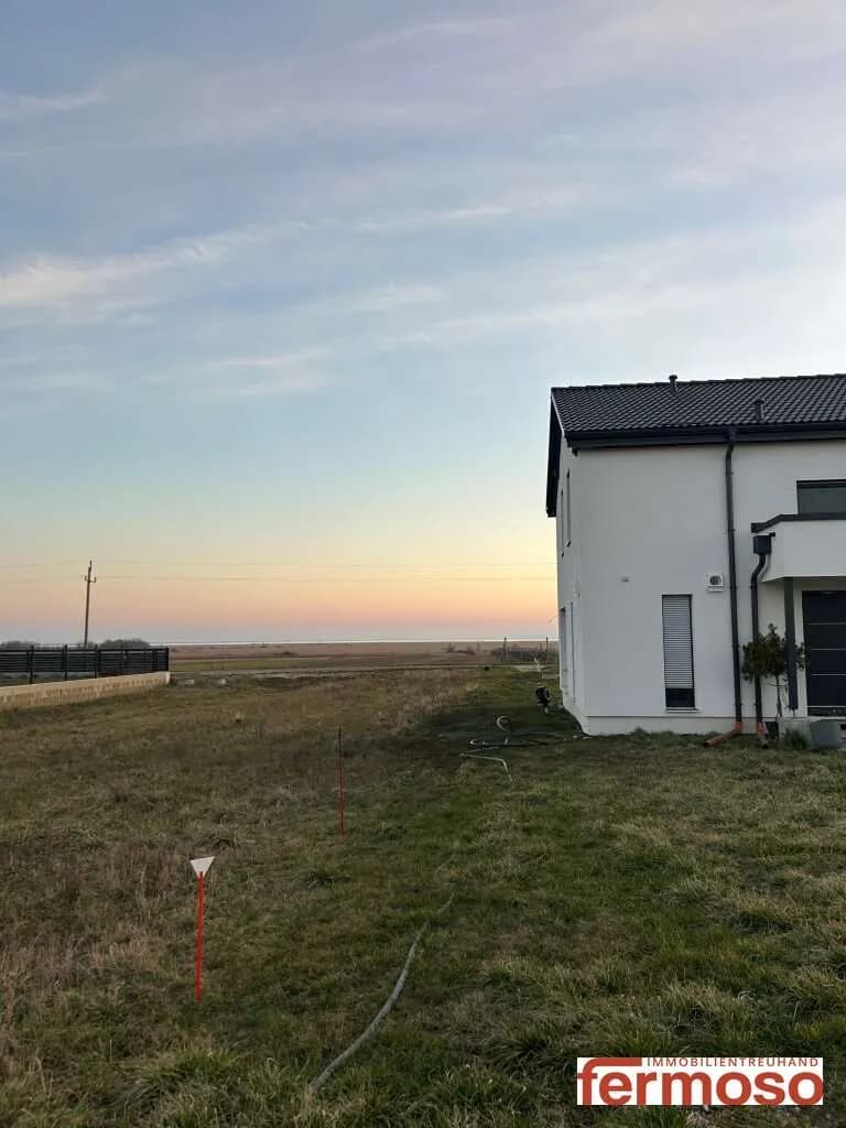 Grundstück kaufen in Neusiedl am See – 725 m²