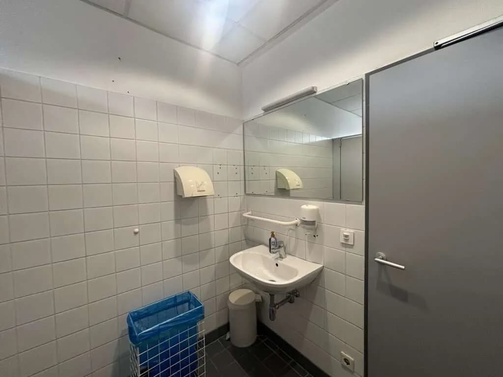 1-Zimmer-Gewerbeimmobilie mieten in Wien – 32 m², € 370 – Bild 5 von 5