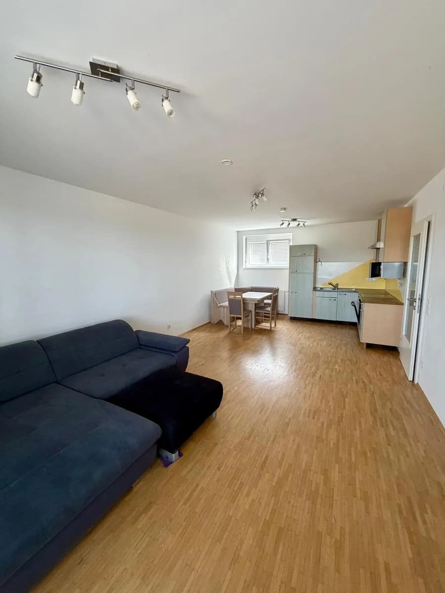 2-Zimmer-Wohnung mieten in Weiz – 57,61 m², € 719