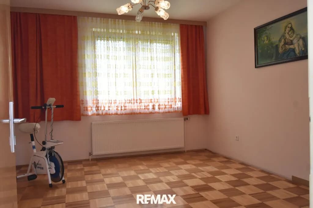 7-Zimmer-Haus kaufen in Melk – 190 m², € 198.000 – Bild 10 von 17