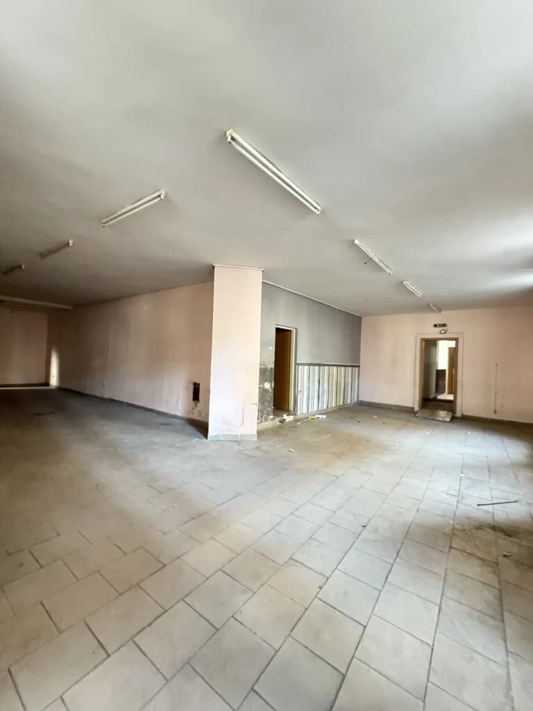 3-Zimmer-Gewerbeimmobilie kaufen in Wien – 182 m², € 249.000