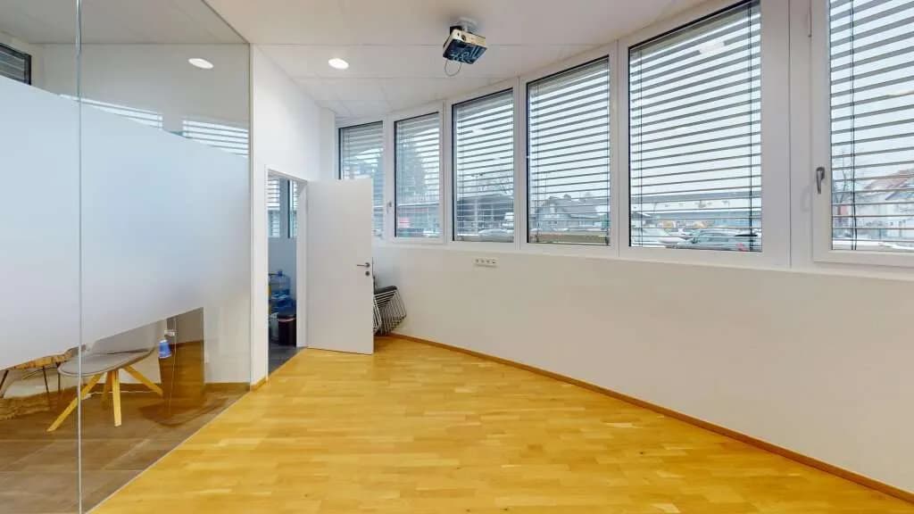 6-Zimmer-Gewerbeimmobilie mieten in Leibnitz – 126 m², € 1.983 – Bild 8 von 10